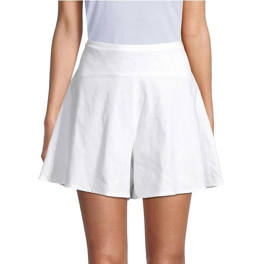 Vince Linen Blend Flounce Shorts in White Size 8